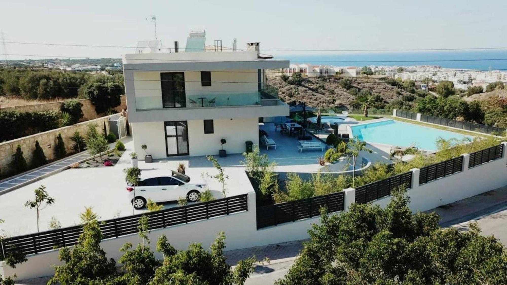 Orama Luxury Villa 4 Bedrooms With Private Pool Hersónissos Extérieur photo